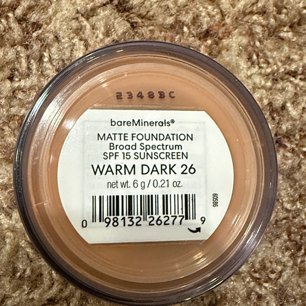 bareMinerals Warm Dark 26 Matte Foundation SPF 15